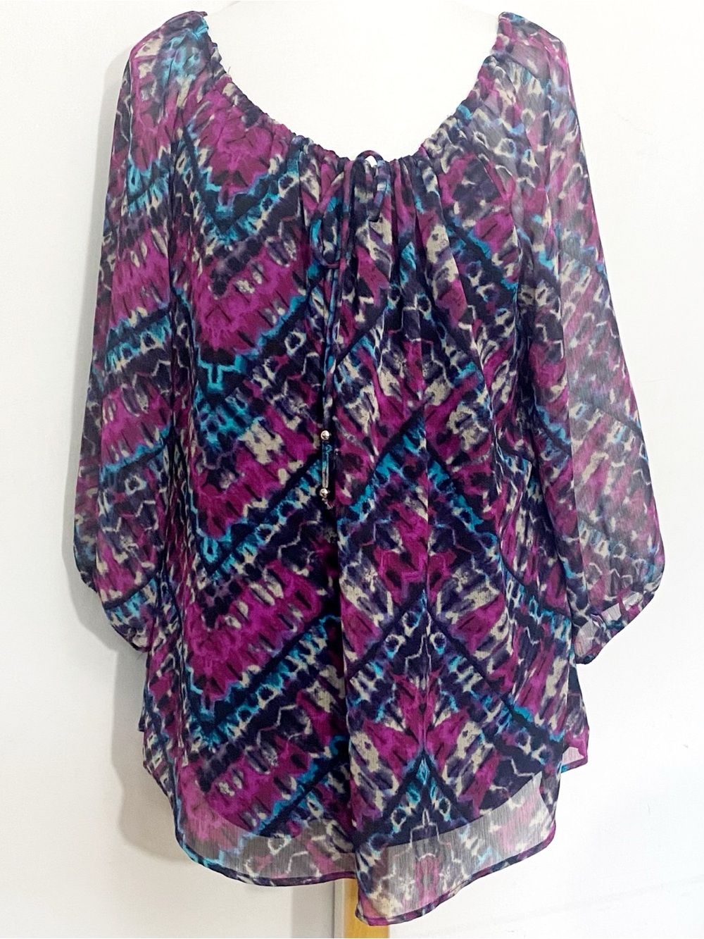 ROZ & ALI Women’s Jewel Tones Patterned Sheer Sleeves Lined Peasant Top 1X